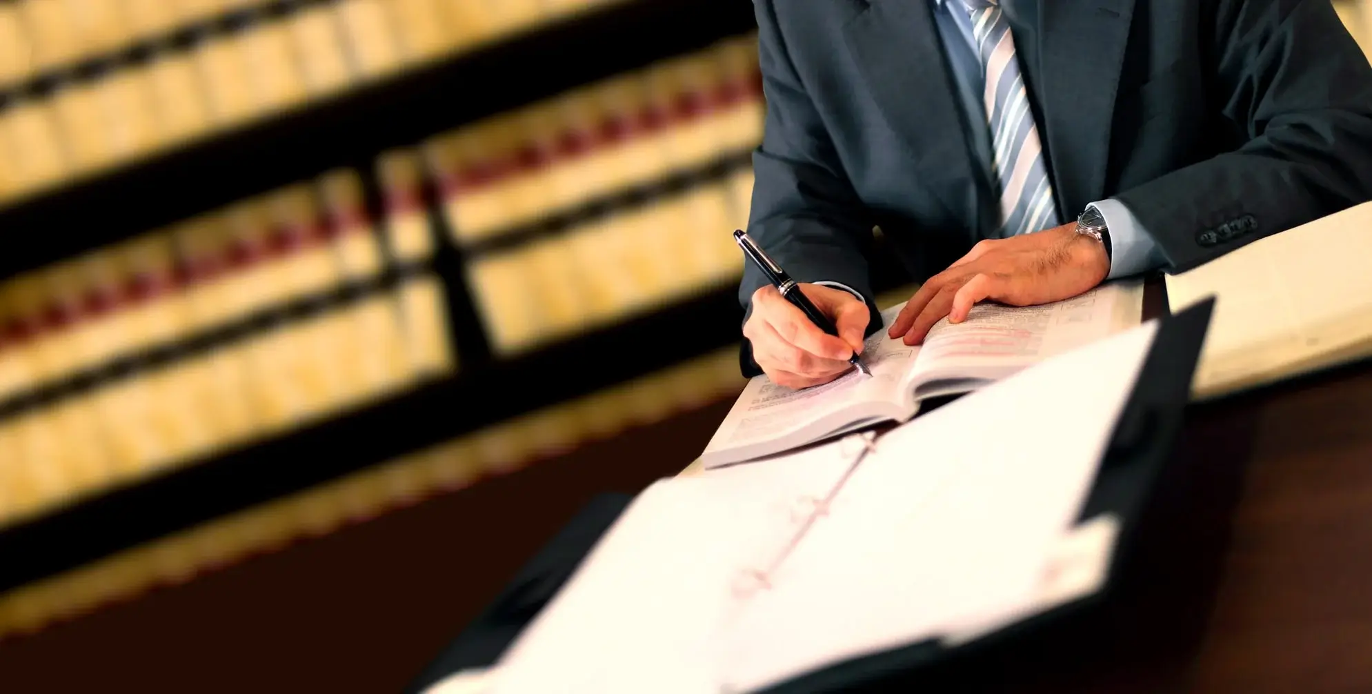 HOA lawyer Aventura, FL